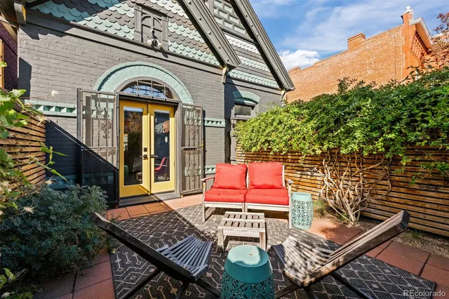 $825,000 | 2535 California Street, Denver, CO 80205