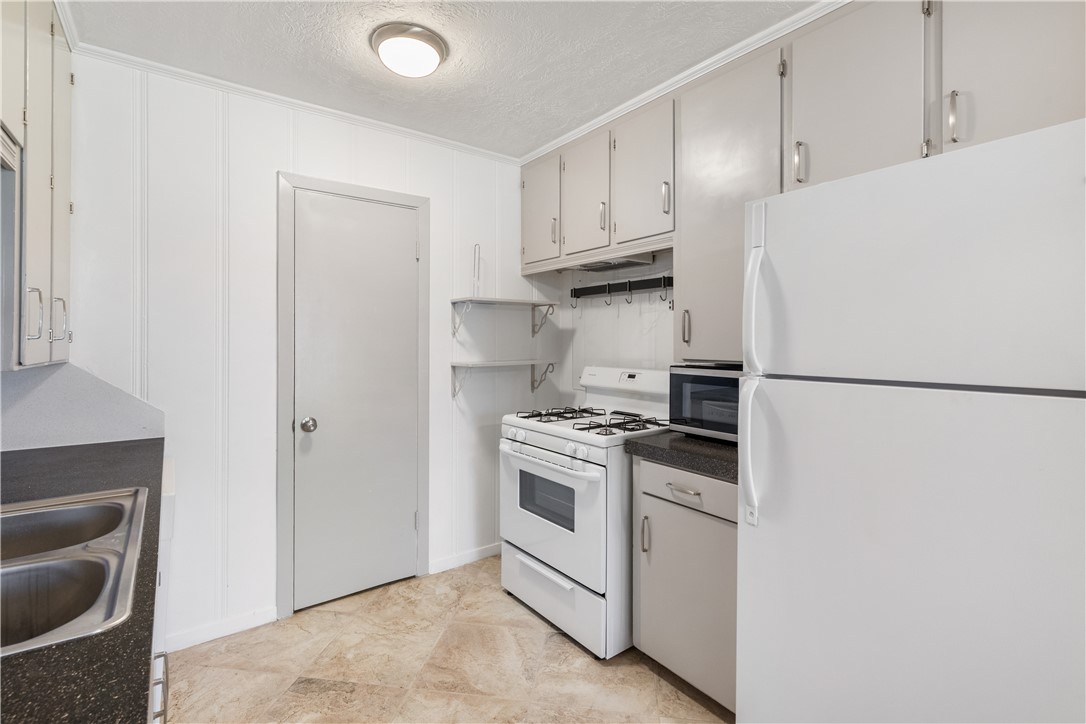 209 Helena Street Bryan, TX 77801 - Photo 11 of 23