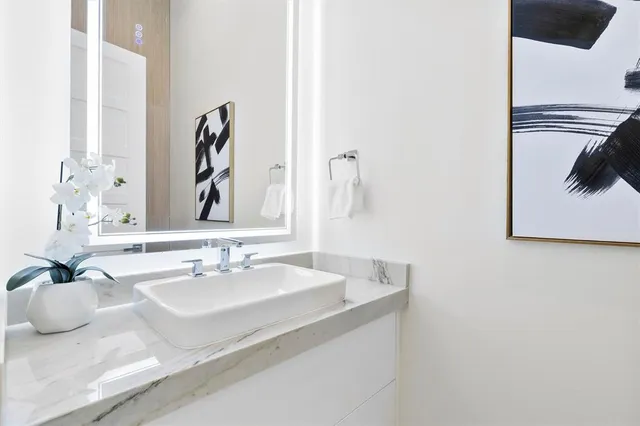 $18,000 | 11314 Hillcrest Road, Dallas, TX 75230