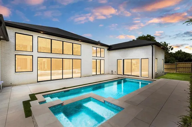 $18,000 | 11314 Hillcrest Road, Dallas, TX 75230