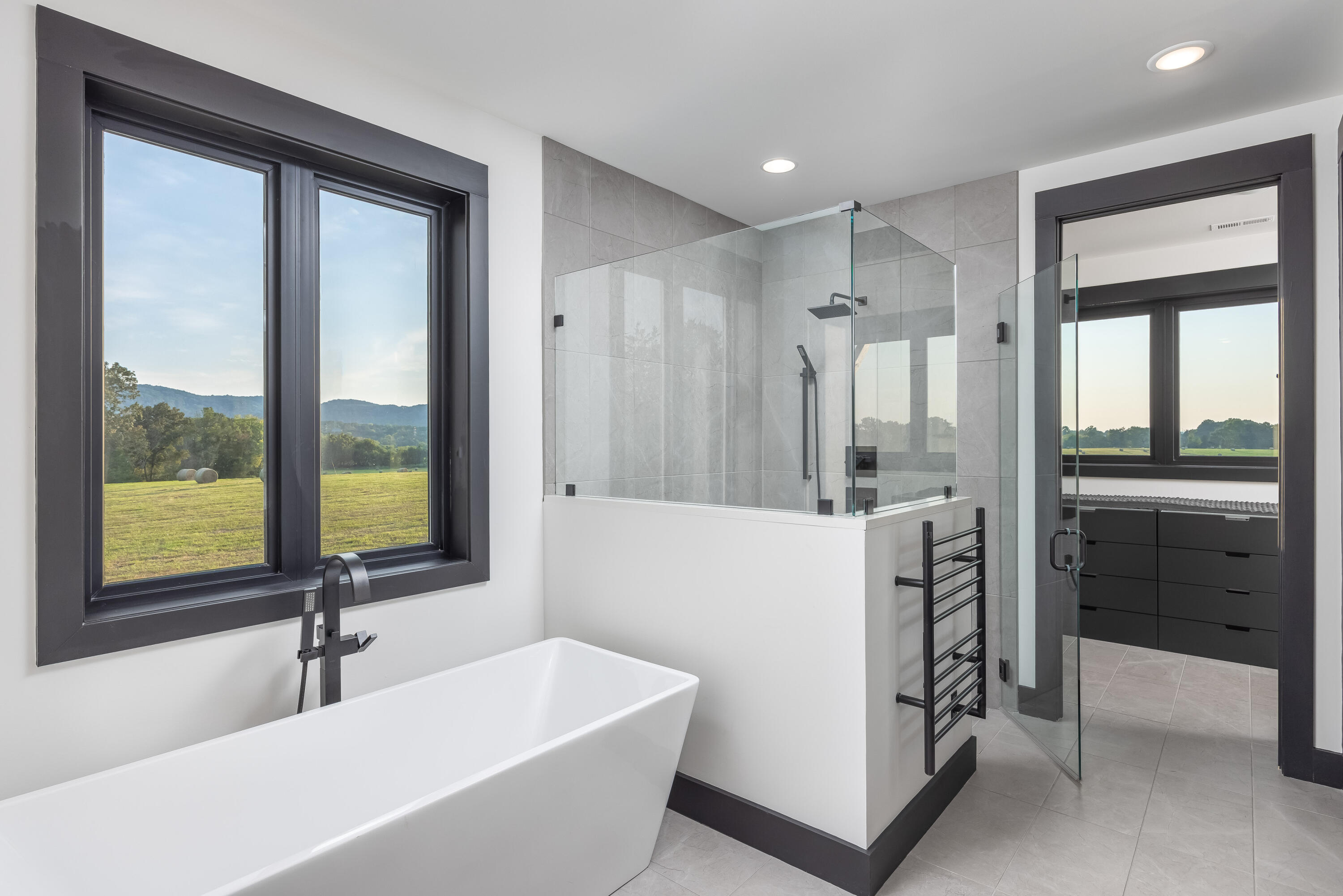 7950 Northwest Nw Highway Georgetown, TN 37336 - Photo 25 of 79 Master bath