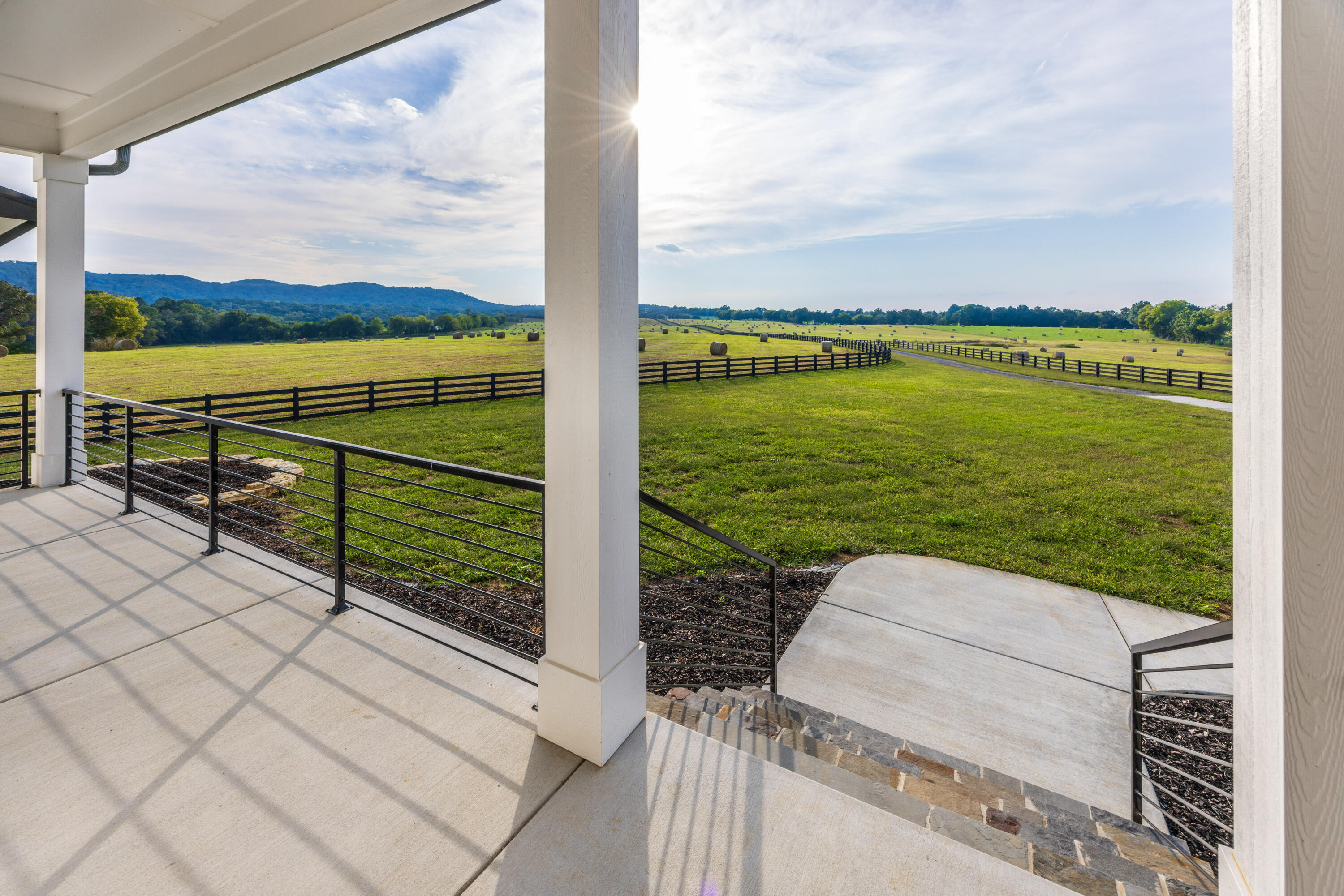 7950 Northwest Nw Highway Georgetown, TN 37336 - Photo 42 of 79 Porch