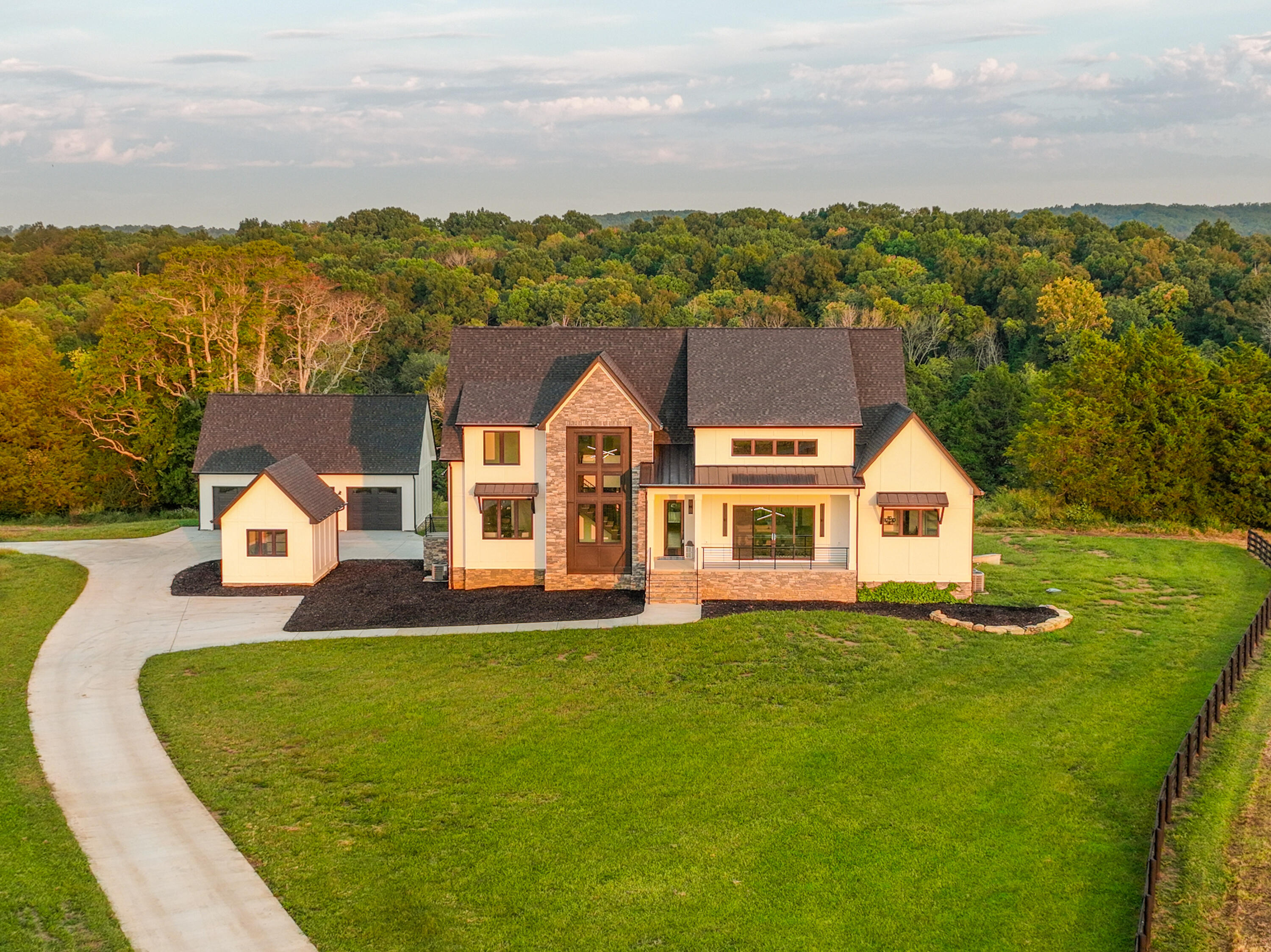 7950 Northwest Nw Highway Georgetown, TN 37336 - Photo 5 of 79 Dusk view