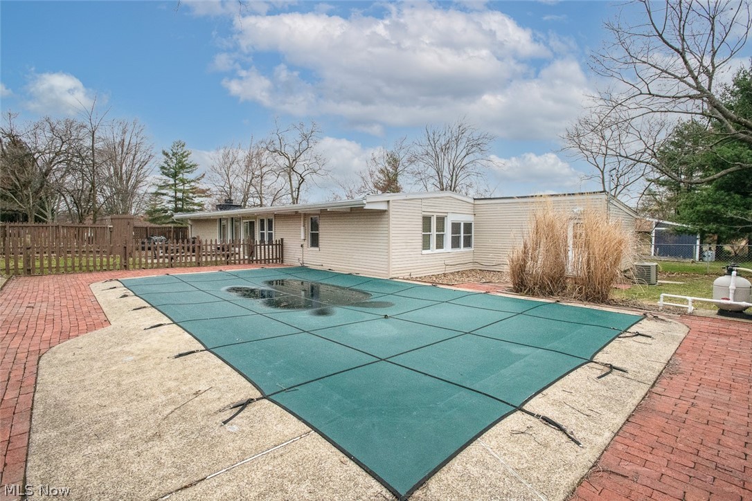 13687 Atlantic Road Strongsville, OH 44149 - Photo 25 of 29 Gallery Image 25