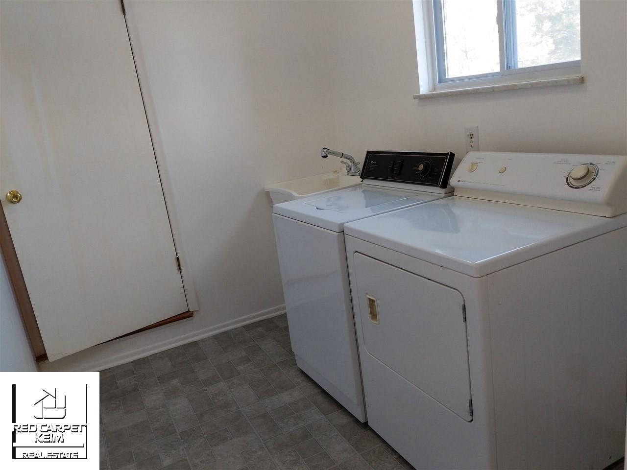2377 Morrish Road Swartz Creek, MI 48473 - Photo 19 of 32