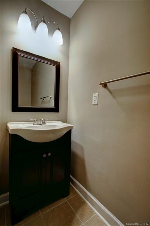 5617 Faulconbridge Road Charlotte, NC 28227 - Photo 11 of 24 Gallery Image 11