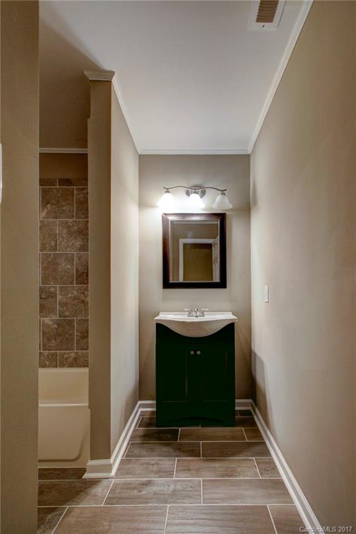 5617 Faulconbridge Road Charlotte, NC 28227 - Photo 23 of 24 Gallery Image 23