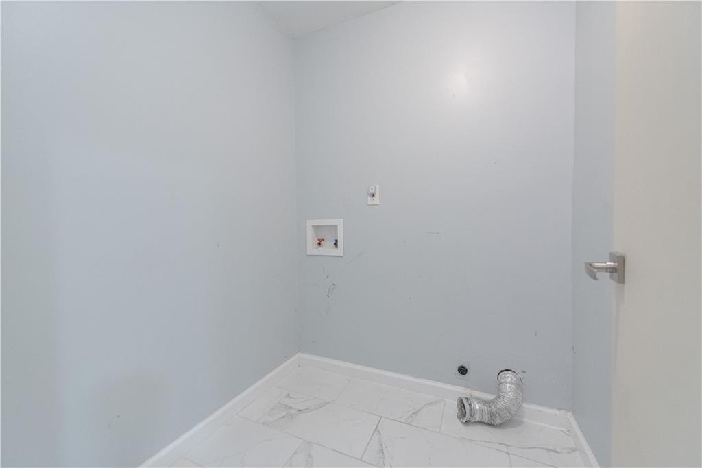 2702 Davenport Road Northwest Duluth, GA 30096 - Photo 17 of 32 a view of a small space