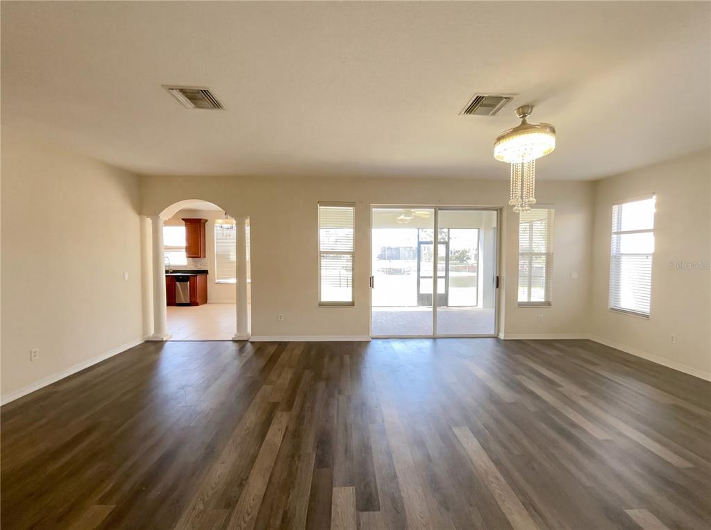 18010 Java Isle Drive Tampa, FL 33647 - Photo 5 of 27