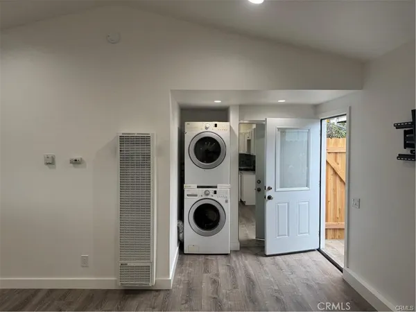 $2,200 | 837 Santiago Road, Unit 1, Costa Mesa, CA 92626