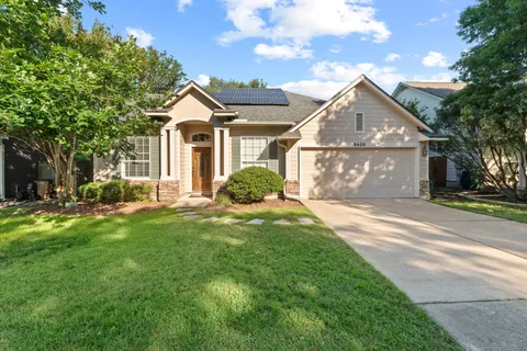 $700,000 | 8620 Little Laura Drive, Austin, TX 78757