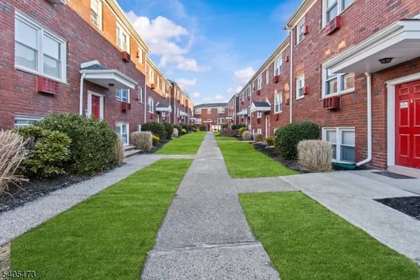 $249,900 | 476 Joralemon Street, Unit A4, Belleville, NJ 07109