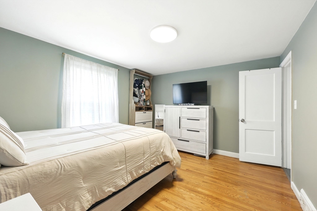 89 East Street Springfield, MA 01104 - Photo 16 of 28