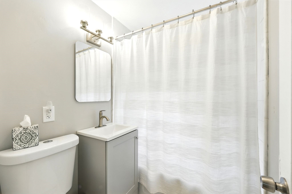 89 East Street Springfield, MA 01104 - Photo 22 of 28