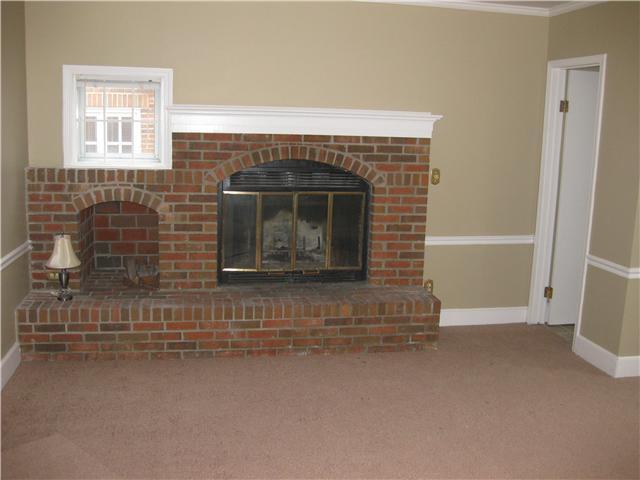 2567 Bryden Road Columbus, OH 43209 - Photo 7 of 18