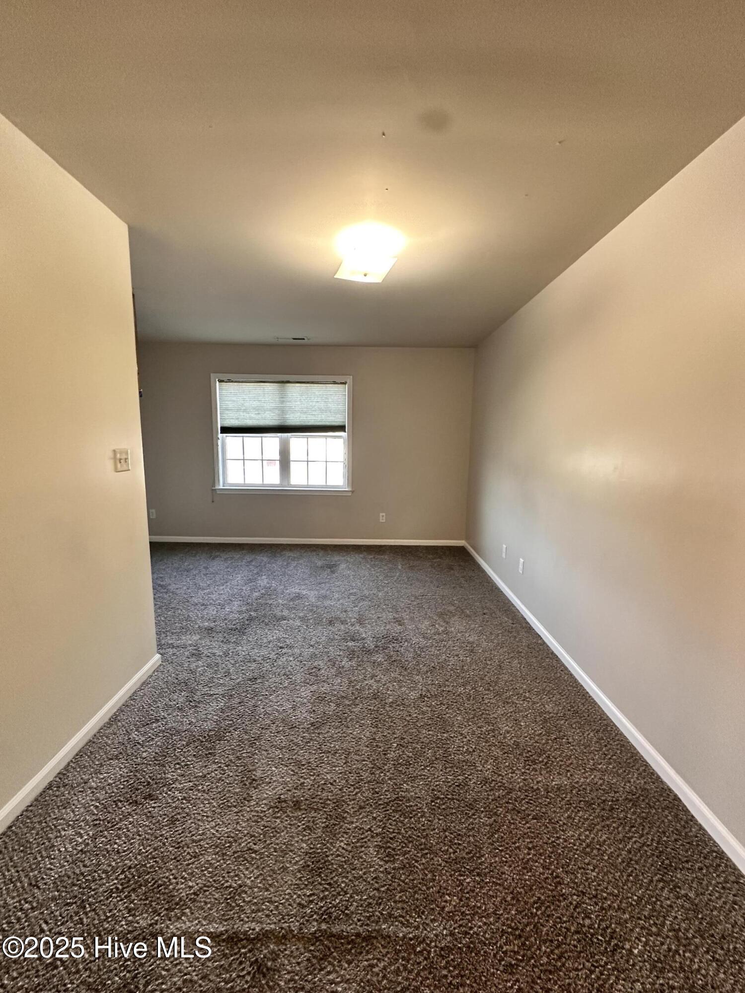 307 Caldwell Loop Jacksonville, NC 28546 - Photo 6 of 14 IMG_6378 (1)