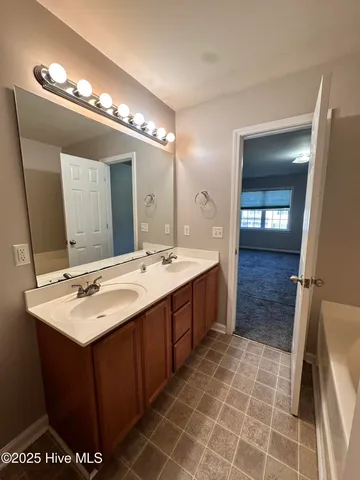 $201,000 | 307 Caldwell Loop, Jacksonville, NC 28546