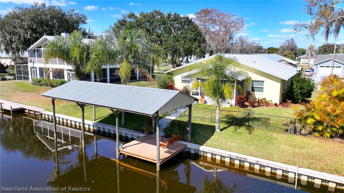 237 Wild Duck Point Lorida, FL 33857 - Photo 12 of 39 an aerial view of a house with swimming pool garden and patio