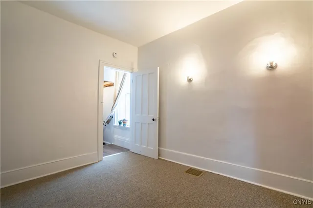 $1,200 | 13 West Monroe Street, Unit 11, Little Falls, NY 13365