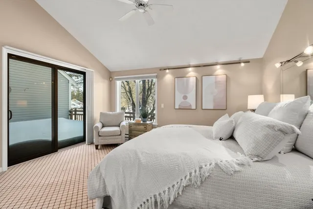 $825,000 | 5 Pickwick Way, Unit 5, Wayland, MA 01778