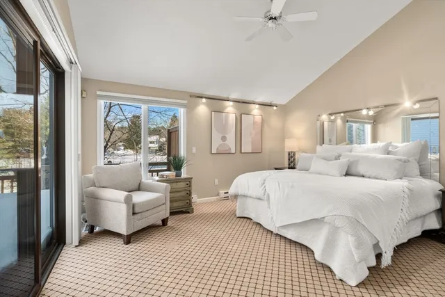 $825,000 | 5 Pickwick Way, Unit 5, Wayland, MA 01778