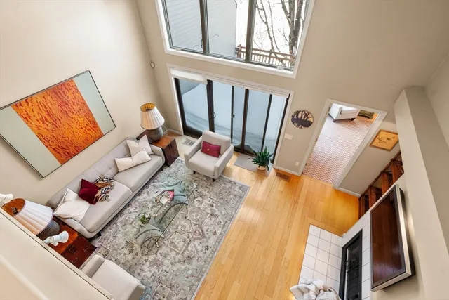 $825,000 | 5 Pickwick Way, Unit 5, Wayland, MA 01778