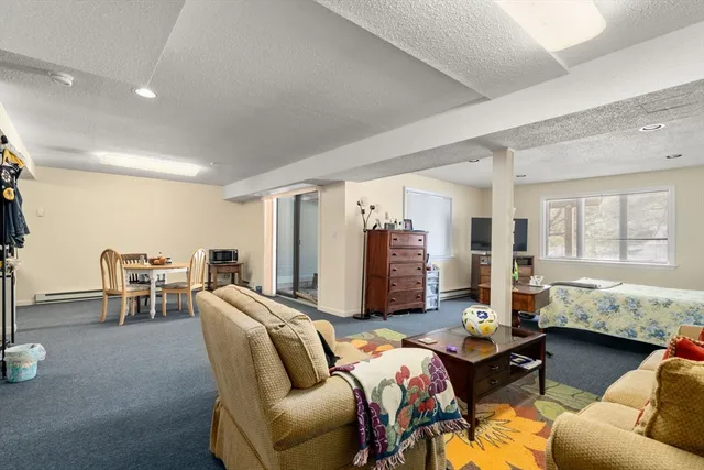 $825,000 | 5 Pickwick Way, Unit 5, Wayland, MA 01778