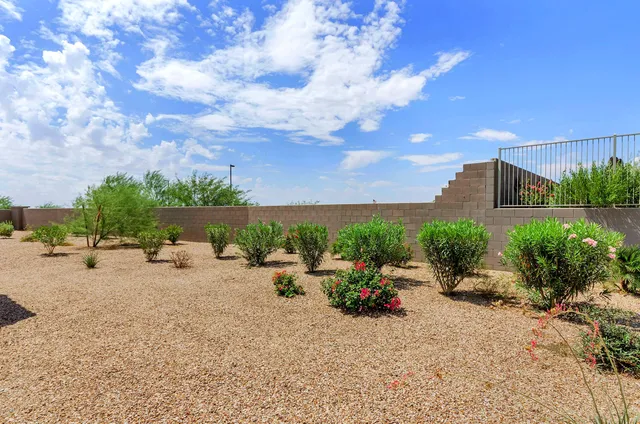 $2,900 | 17584 West Fairview Street, Goodyear, AZ 85338