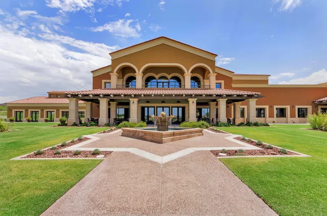 $2,900 | 17584 West Fairview Street, Goodyear, AZ 85338