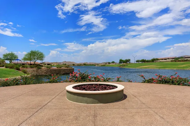 $2,900 | 17584 West Fairview Street, Goodyear, AZ 85338