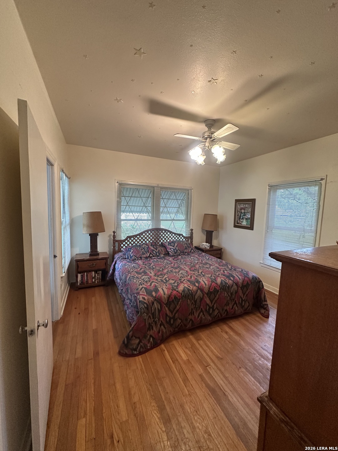 844 Laurel Street Uvalde, TX 78801 - Photo 18 of 28