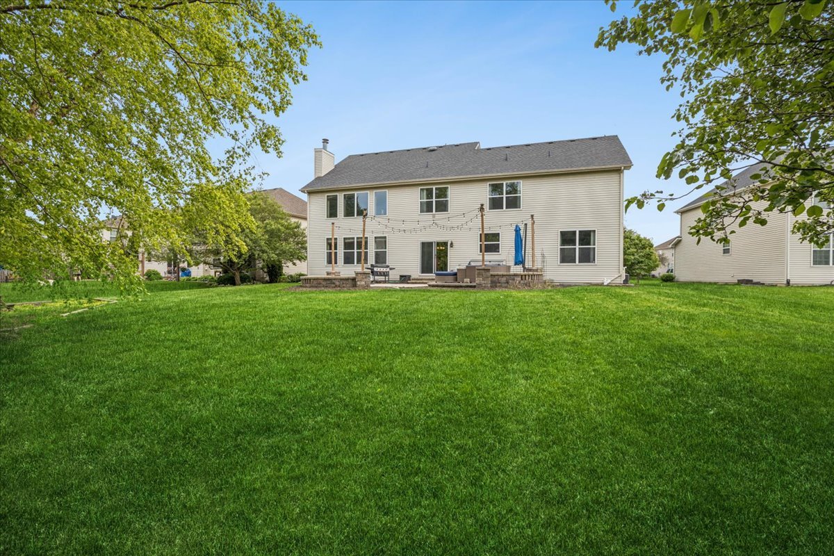 627 Mansfield Way Oswego, IL 60543 - Photo 31 of 36