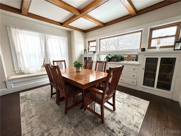 $2,300 | 124 Curtis Place, Auburn, NY 13021