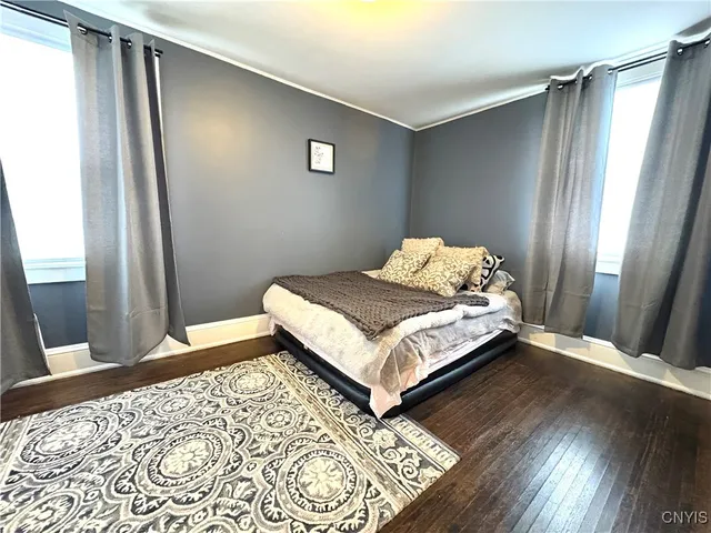 $2,300 | 124 Curtis Place, Auburn, NY 13021