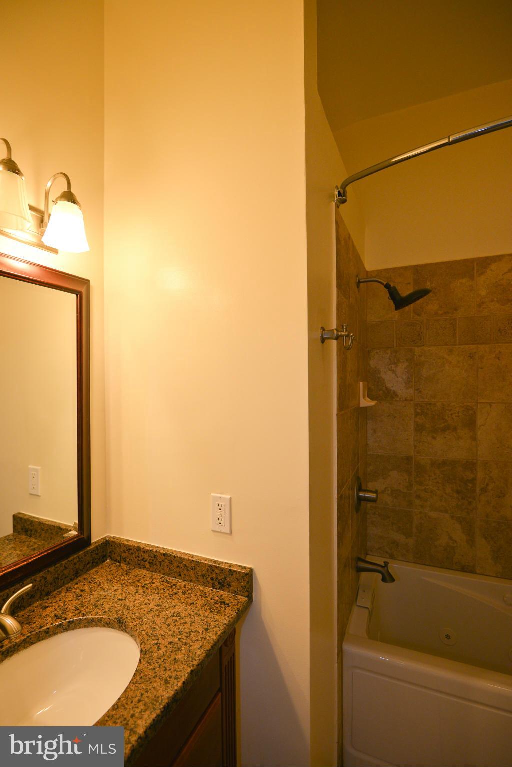 8037 Merry Oaks Court Vienna, VA 22182 - Photo 27 of 30 Bath