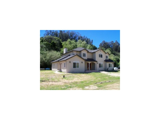 640 Lewis Road Watsonville, CA 95076 - Photo 9 of 13 a view of a house with a backyard