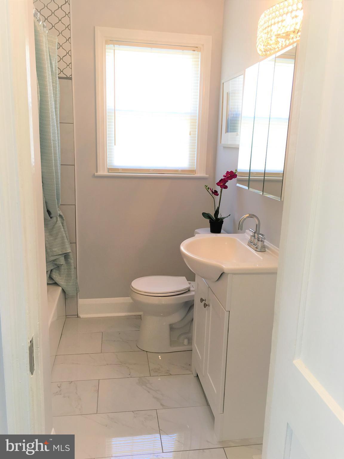 3304 Willoughby Road Baltimore, MD 21234 - Photo 13 of 25 Bath