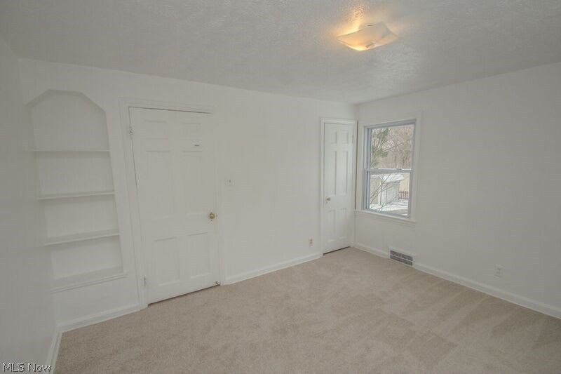 3618 Northcliffe Road Cleveland, OH 44118 - Photo 7 of 25