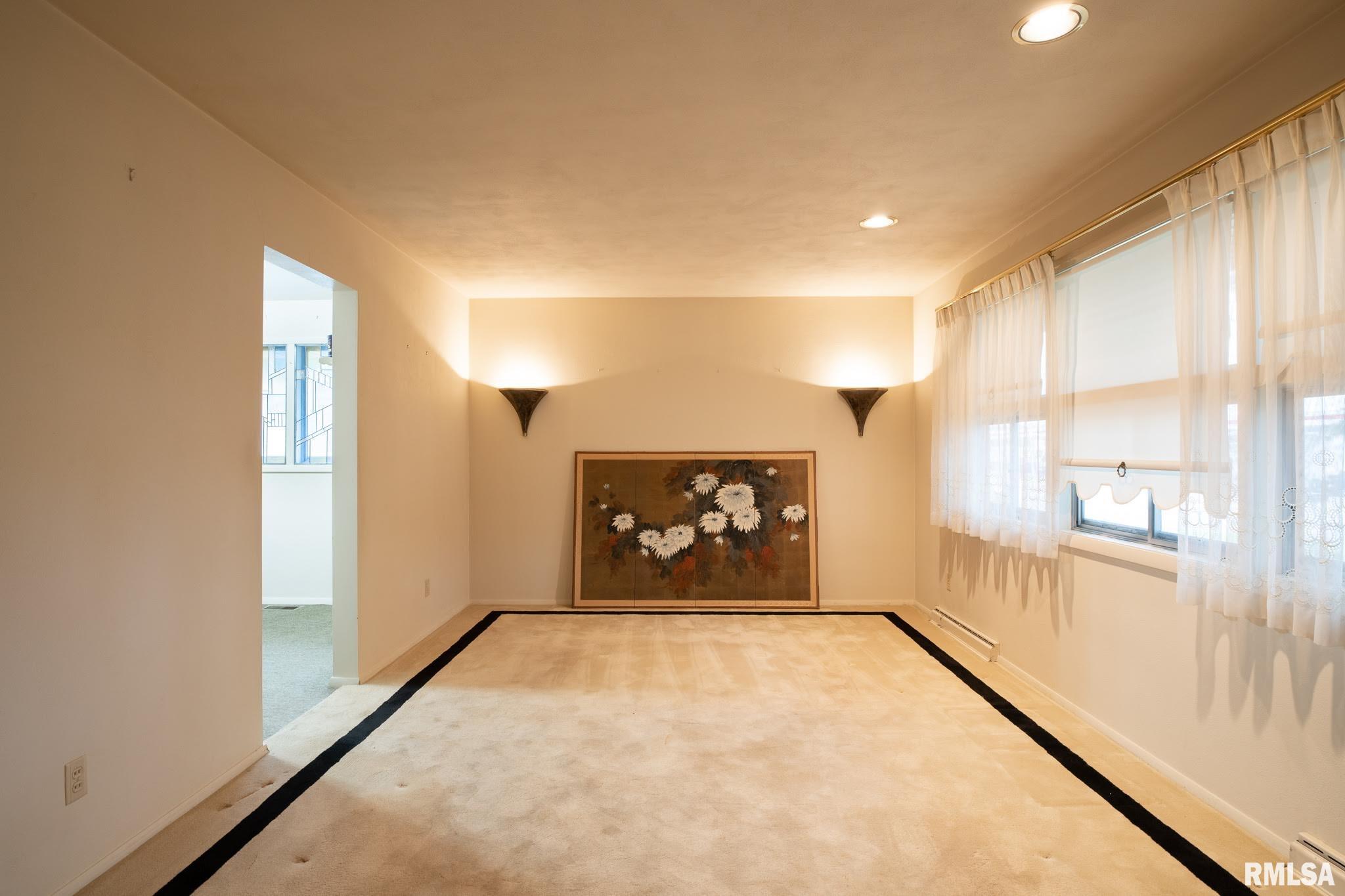 124 Brookview Road East Peoria, IL 61611 - Photo 16 of 36 Gallery Image 16
