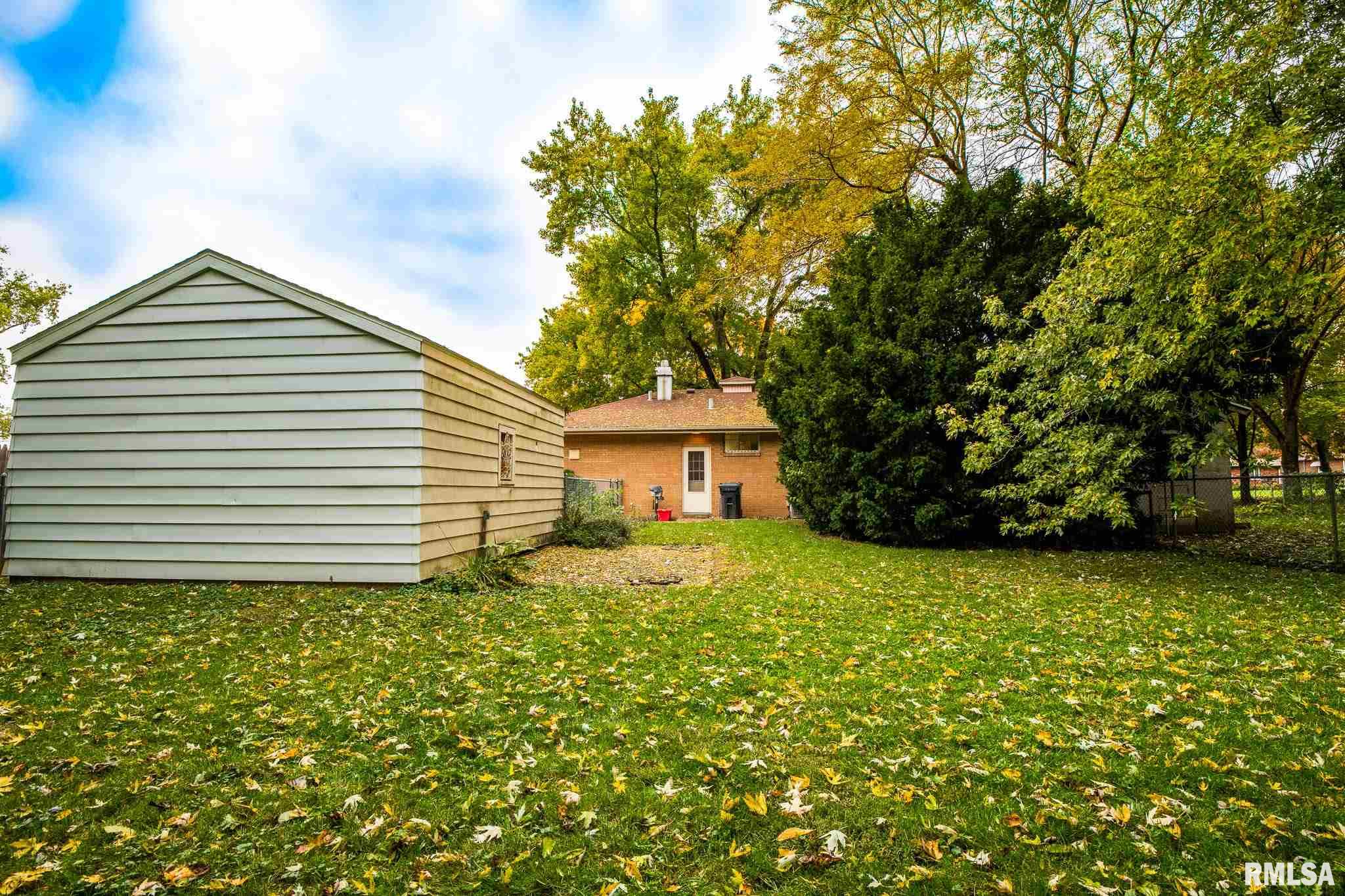 124 Brookview Road East Peoria, IL 61611 - Photo 34 of 36 Gallery Image 34