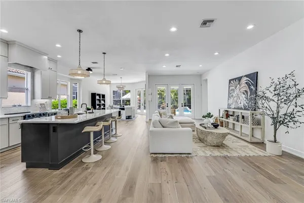$919,000 | 6132 Highwood Park Lane, Naples, FL 34110