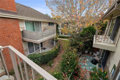 $595,000 | 22875 Nadine Circle, Unit B, Torrance, CA 90505