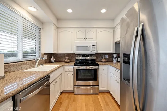 $595,000 | 22875 Nadine Circle, Unit B, Torrance, CA 90505