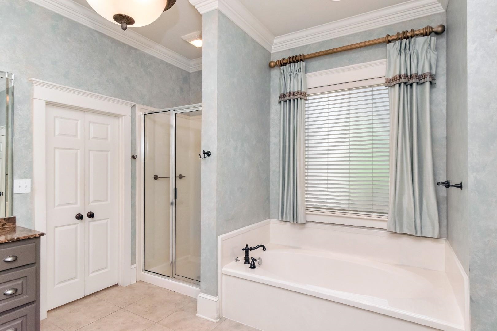 890 Randall Avenue Daphne, AL 36526 - Photo 21 of 47 Bathroom