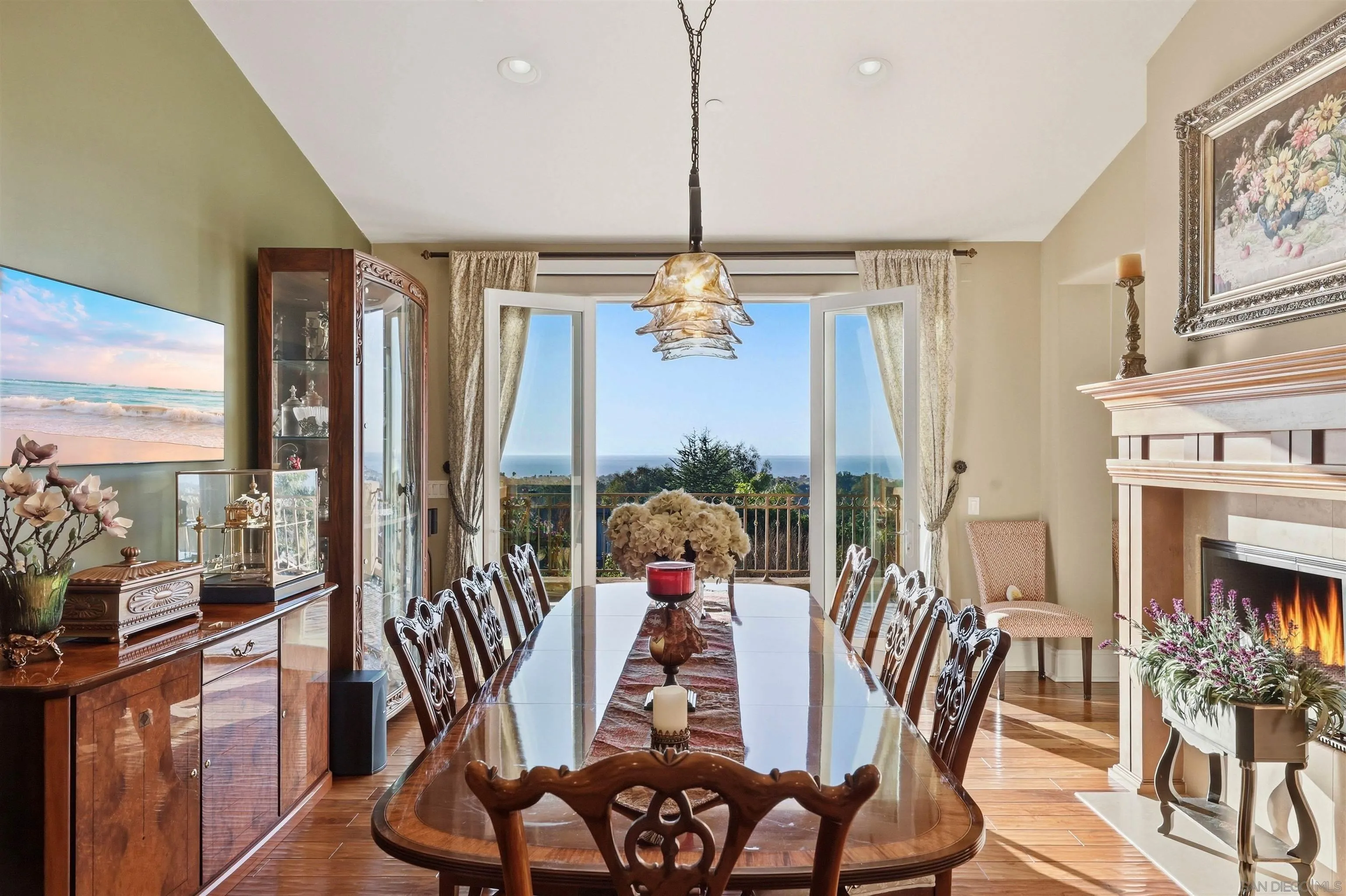 1690 Gascony Road Encinitas, CA 92024 - Photo 2 of 54