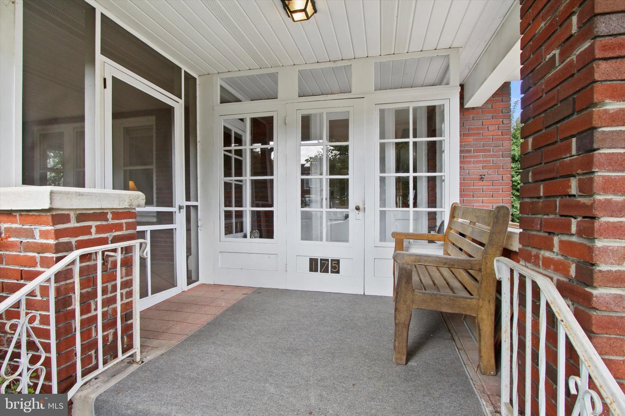 Glass enclosed vestibule