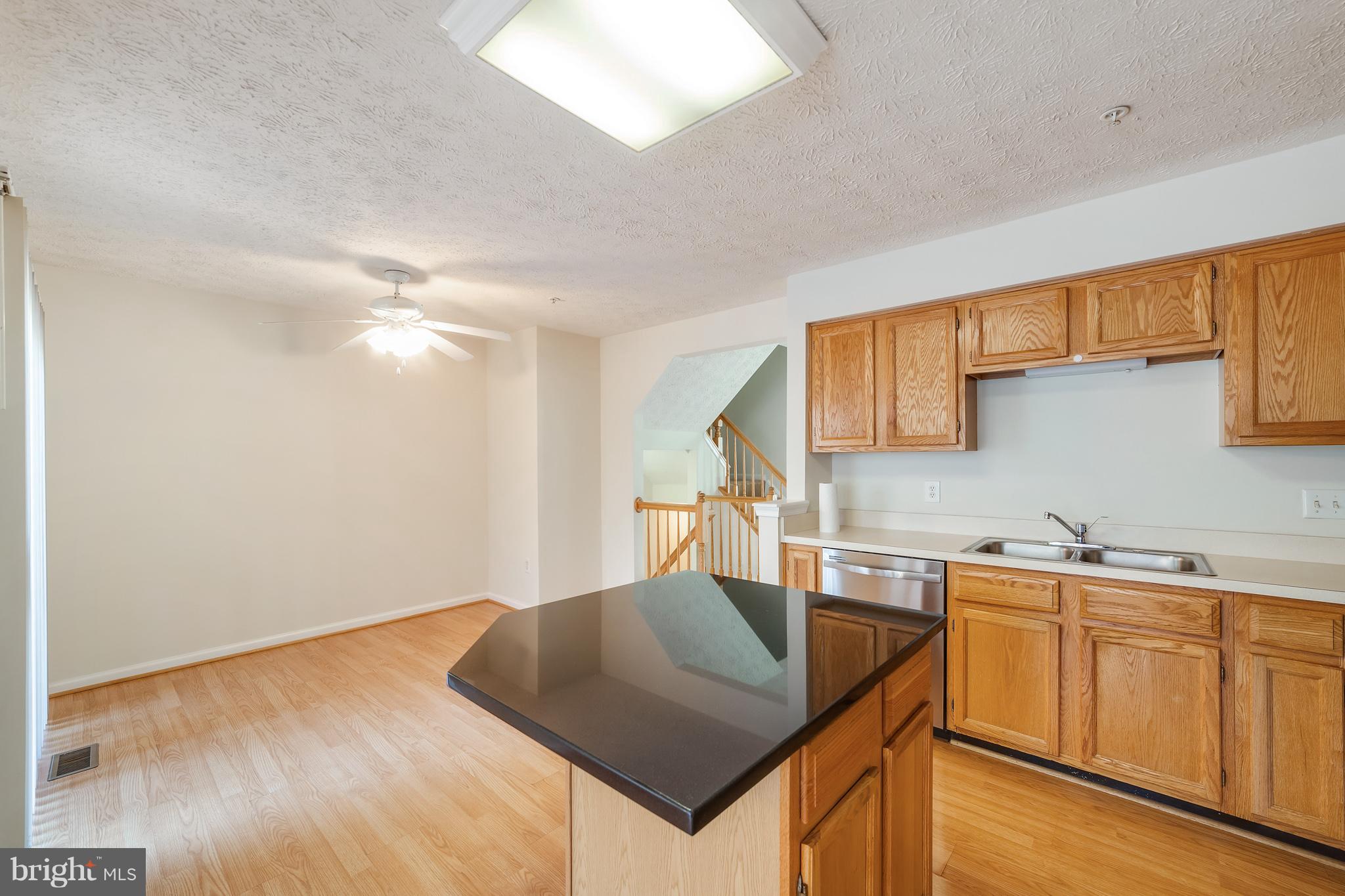 2548 Summers Ridge Drive Odenton, MD 21113 - Photo 8 of 30 Kitchen