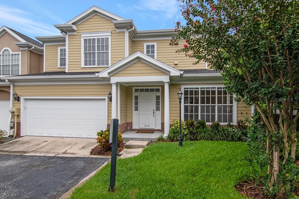 318 Inner Harbour Circle Tampa, FL 33602 - Photo 1 of 1 This fabulous end/ corner townhome, of the Harbour Bay community on Harbour Island, enjoys added outdoor space and privacy.