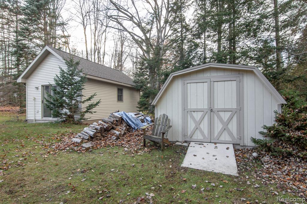 4285 Poplar Road Lincoln, MI 48742 - Photo 23 of 32