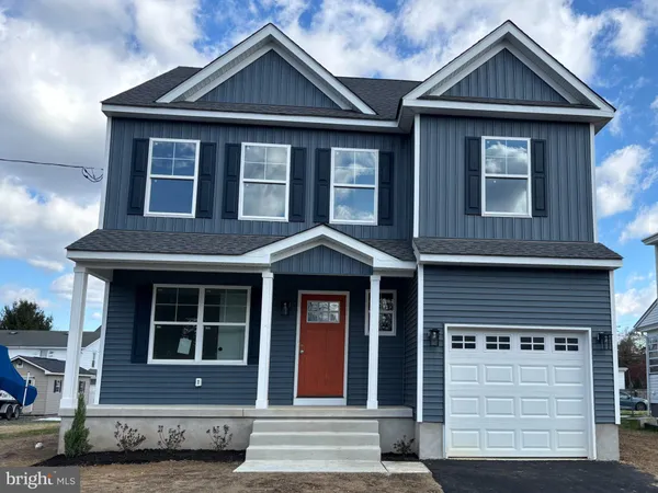 $469,900 | 213 West High Street, Clayton, NJ 08312